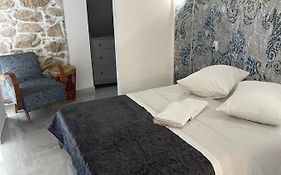 Cres Studio C